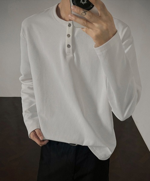 Ressaca(レサーカ)の「スナップボタンヘンリーネックロンT(Tシャツ/カットソー・メンズ・ホワイト/ブラック/ブラウン・M/L)」の17枚目の写真