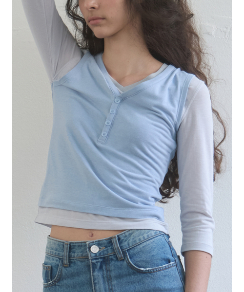Kijun(キジュン)の「Layered V-Neck Tee Sky Blue(Tシャツ/カットソー・レディース・その他・SMALL/MEDIUM)」の5枚目の写真
