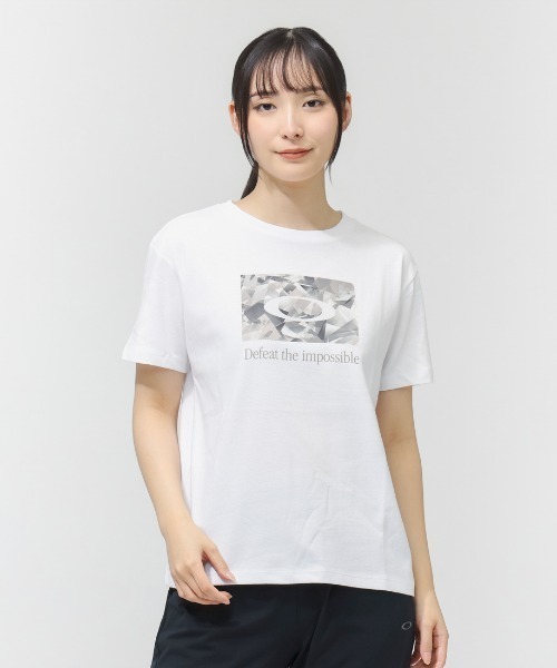 OAKLEY（オークリー）の「オークリー  RADIANT QDC BOX LOGO TEE 11.0（Tシャツ/カットソー・レディース・ブラック/ホワイト/グリーン・S/M/L/XL）」の2枚目の写真