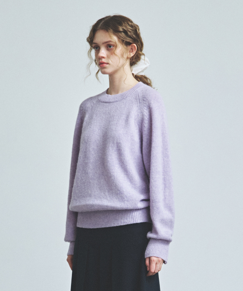 KNITTED（ニッティド）の「シェギドック ウール100% ラウンドニット LAVENDER（ニット/セーター・レディース・その他・LARGE/MEDIUM/X-LARGE）」の3枚目の写真