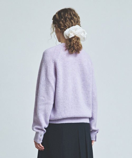 KNITTED（ニッティド）の「シェギドック ウール100% ラウンドニット LAVENDER（ニット/セーター・レディース・その他・LARGE/MEDIUM/X-LARGE）」の4枚目の写真