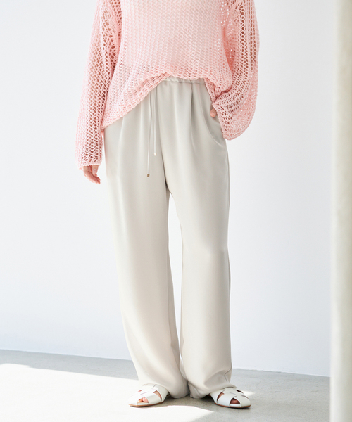 IENA(イエナ)の「ウォッシャブルシルキーサテンイージーパンツ(その他パンツ・レディース・ベージュ/ネイビー/ブラック・36/34/40/38)」の9枚目の写真