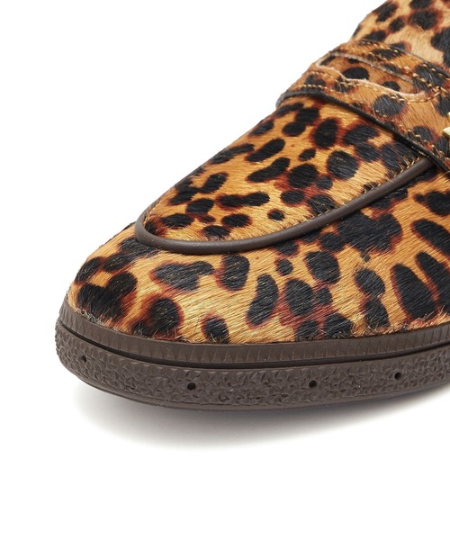 adidas(アディダス)の「(ADIDAS)HANDBALL SPEZIAL LOAFER(ローファー・レディース・ブラウン・24cm/25cm/23cm)」の8枚目の写真