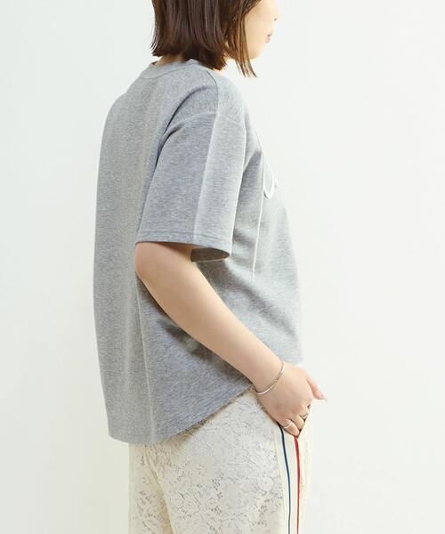 CONVERSE TOKYO(コンバーストウキョウ)の「SPINDLE LOGO TUCK TEE(Tシャツ/カットソー・レディース・ブラック/杢グレー/ホワイト・FREE)」の11枚目の写真