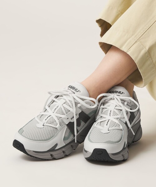 KARHU(カルフ)の「<KARHU> SUPER FULCRUM LGY(スニーカー・レディース・ライトグレー・US8/US6/US7)」の3枚目の写真
