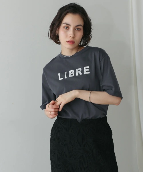 Bou Jeloud(ブージュルード)の「箔ストーンロゴTシャツ(Tシャツ/カットソー・レディース・チャコールグレー/オフホワイト/グレイッシュベージュ・FREE)」の17枚目の写真