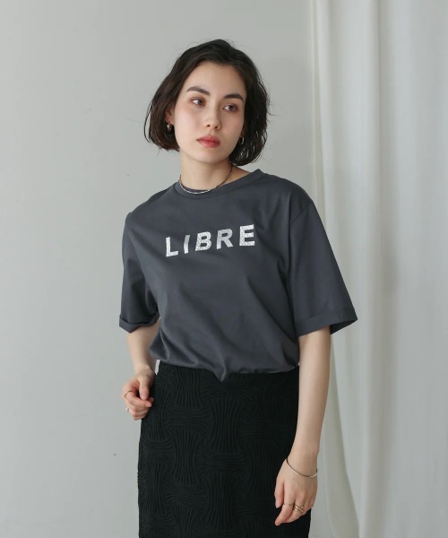 Bou Jeloud(ブージュルード)の「箔ストーンロゴTシャツ(Tシャツ/カットソー・レディース・チャコールグレー/オフホワイト/グレイッシュベージュ・FREE)」の20枚目の写真