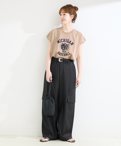 B.C STOCK(ベーセーストック)の「ウォッシャブル / UVケア / 接触冷感 / PLトロカーゴタックパンツ(カーゴパンツ・レディース・ベージュ/ブラック・MEDIUM/SMALL)」の3枚目の写真