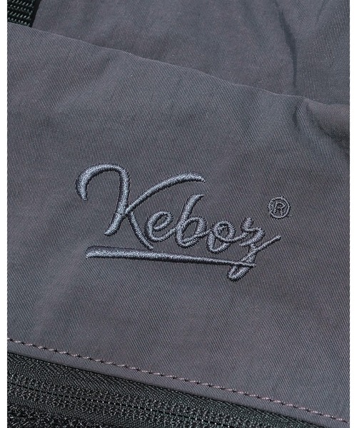 KEBOZ(ケボズ)の「KNAPSACK(バックパック/リュック・メンズ・チャコールグレー/レッド・FREE)」の5枚目の写真