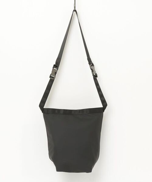 COATED FABRIC SMALL CROSSBODY（ショルダーバッグ）｜Vivienne