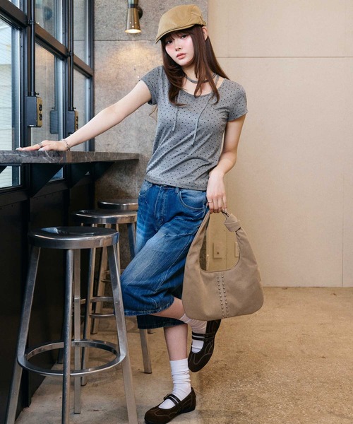 muet.（ミュエ）の「チョーカー付きコンパクトシルエットドット柄Tシャツ（Tシャツ/カットソー・レディース・グレー/オフホワイト/ブラック・MEDIUM/LARGE）」の12枚目の写真
