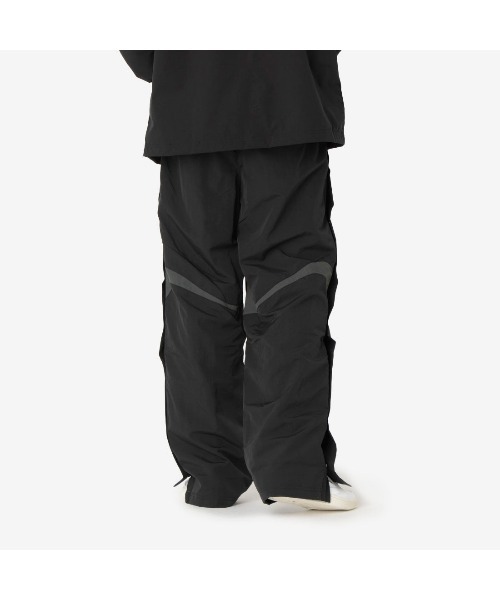 Reebok(リーボック)の「スナップ パンツ / RBK.B SNAP PANT(その他パンツ・メンズ・ブラック/グレー・LARGE/X-LARGE/SMALL/MEDIUM)」の16枚目の写真