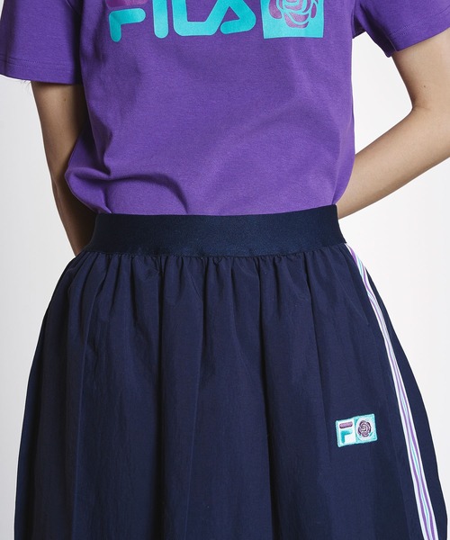 FILA（フィラ）の「(FILAⅹROSEBUD)SIDE LINE PLEATED SKIRT（スカート・レディース・ホワイト/ネイビー・ONE SIZE）」の4枚目の写真