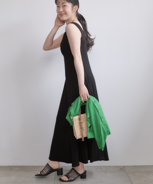 COHINA（コヒナ）の「カップ付きスクエアネックワンピース 【低身長・小柄女性】（ワンピース・レディース・ブラウン/レッド/ブラック・SHORT/REGULAR）」の16枚目の写真