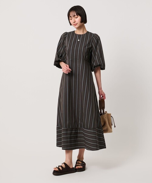 UNITED ARROWS（ユナイテッドアローズ）の「ファブリカ パフ ワンピース（ワンピース・レディース・ブラウン系/ネイビー/その他2・38/36）」の11枚目の写真