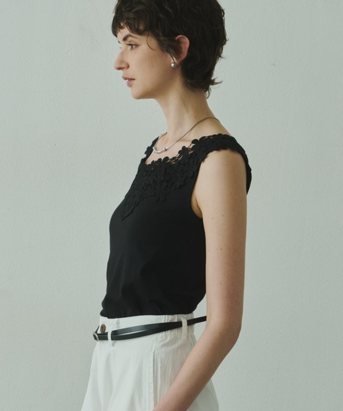 Plumel(プルメル)の「Round Lace Neck Tank Top / ラウンドレースネックタンクトップ(Tシャツ/カットソー・レディース・ブラック/グレー/オフホワイト・MEDIUM)」の17枚目の写真
