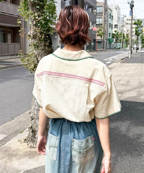 DOUBLE NAME（ダブルネーム）の「CRAFT刺しゅう開襟シャツ（シャツ/ブラウス・レディース・ネイビー/オフホワイト/イエロー・FREE）」の7枚目の写真