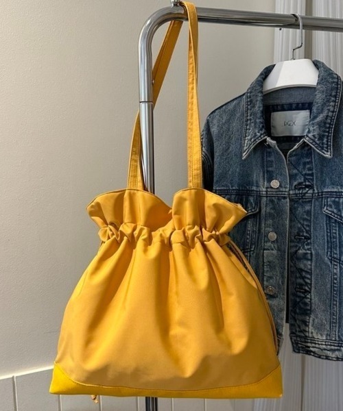 Beststore(ベストストア)の「大人可愛い 2way 巾着トートバッグ A4収納可 軽量 マザーズバッグ(トートバッグ・レディース・イエロー/オフホワイト/ブラック/ベージュ・FREE)」の15枚目の写真