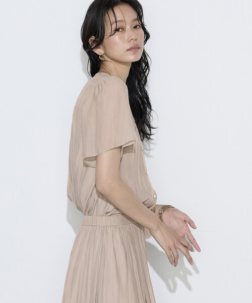 K.T KIYOKO TAKASE(キヨコタカセ)の「〔 TALLサイズ 〕 【セットアップ対応】カッセンシフォンオーガンジー フレアブラウス(シャツ/ブラウス・レディース・チャコール・15号)」の19枚目の写真
