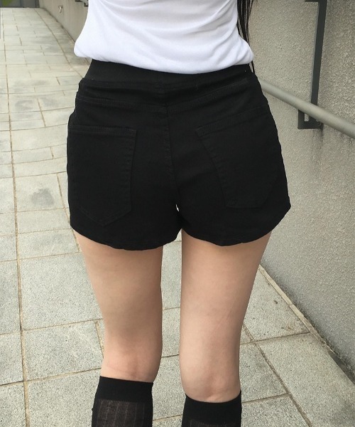 anyonemore(エニワンモア)の「バンディングストラップショートパンツ(その他パンツ・レディース・ブラック・LARGE/MEDIUM/SMALL)」の18枚目の写真