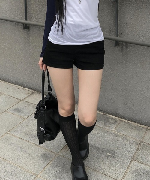 anyonemore(エニワンモア)の「バンディングストラップショートパンツ(その他パンツ・レディース・ブラック・LARGE/MEDIUM/SMALL)」の20枚目の写真
