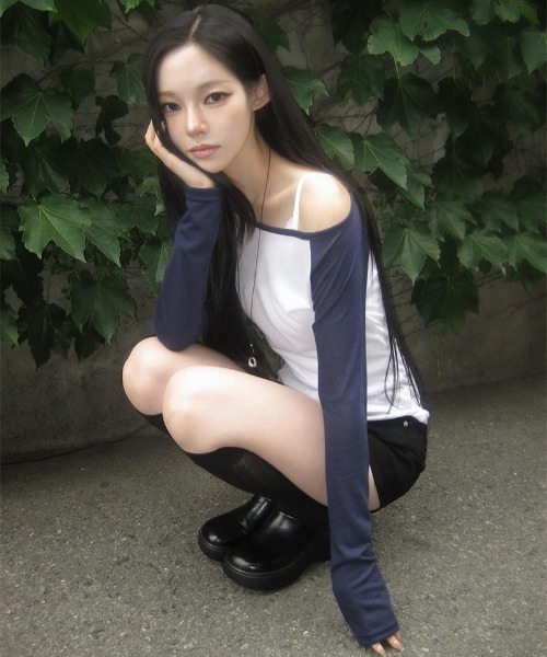 anyonemore(エニワンモア)の「バンディングストラップショートパンツ(その他パンツ・レディース・ブラック・LARGE/MEDIUM/SMALL)」の15枚目の写真