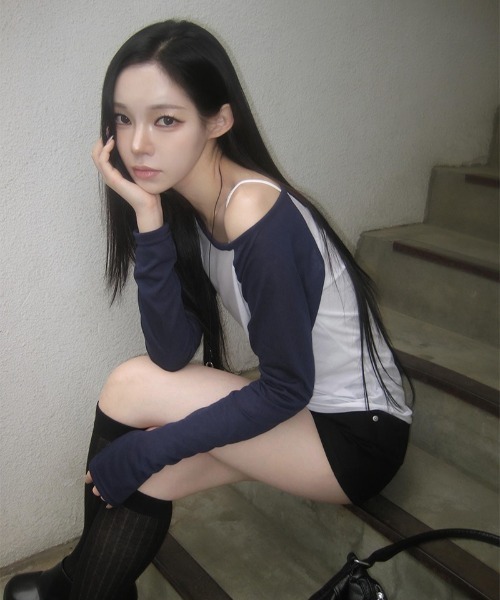 anyonemore(エニワンモア)の「バンディングストラップショートパンツ(その他パンツ・レディース・ブラック・LARGE/MEDIUM/SMALL)」の6枚目の写真