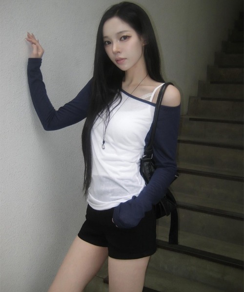 anyonemore(エニワンモア)の「バンディングストラップショートパンツ(その他パンツ・レディース・ブラック・LARGE/MEDIUM/SMALL)」の7枚目の写真