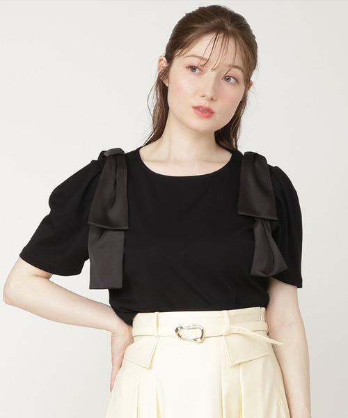 SWINGLE（スウィングル）の「ショルダーリボンTシャツ（Tシャツ/カットソー・レディース・ピンク/オフホワイト/ブラック・FREE）」の3枚目の写真