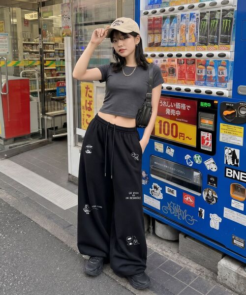 ARTISTWEAR（アーティストウェア）の「[ATW] ライズルーズワイドパンツ（スウェットパンツ・レディース・ブラック/グレー・SMALL/MEDIUM/LARGE/X-LARGE/XX-LARGE）」の9枚目の写真