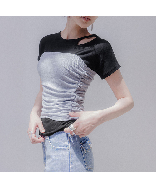 MEMUA(メムア)の「リングソフトシャーリングトップス(Tシャツ/カットソー・レディース・グレー/ブラック/カーキ・FREE)」の1枚目の写真