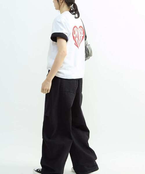 CONVERSE TOKYO(コンバーストウキョウ)の「HEART LOGO BACK PRINT TEE(Tシャツ/カットソー・レディース・ホワイト・FREE)」の6枚目の写真