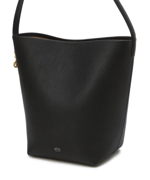 athe（アテ）の「[PANIER] ブラックレザーパニエバケットバッグ S AABA6F205BK（ショルダーバッグ・レディース・ブラック・FREE）」の4枚目の写真