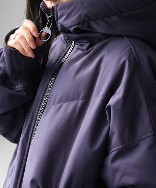 antiqua(アンティカ)の「フード付き 2WAY 撥水 中綿 コクーンコート(その他アウター・レディース・ブラック/ダークパープル・ONESIZE)」の4枚目の写真
