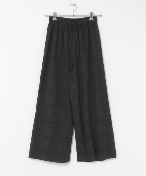 ITEMS URBANRESEARCH(アイテムズ アーバンリサーチ)の「ブロックレースパンツ(その他パンツ・レディース・ブラック/ホワイト系その他・FREE)」の6枚目の写真