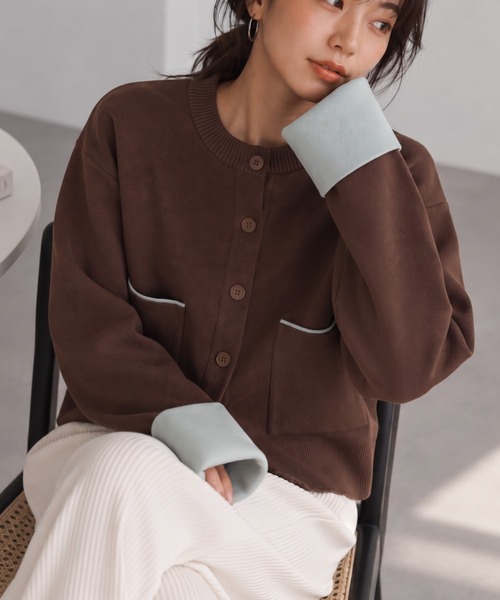 ap retro(アプレトロ)の「バイカラーニット カーディガン(カーディガン/ボレロ・レディース・ブラウン/ライトグレー/ブラック系その他/チャコール・FREE)」の4枚目の写真