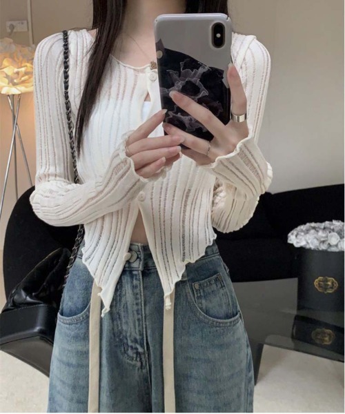 gossip!ロサンゼルス(ゴシップロサンゼルス)の「リブ編みクロップドカーディガン 前開きボタン ロングスリーブ 透かし編み レディース カットトップス(その他アウター・レディース・ホワイト・FREE)」の9枚目の写真