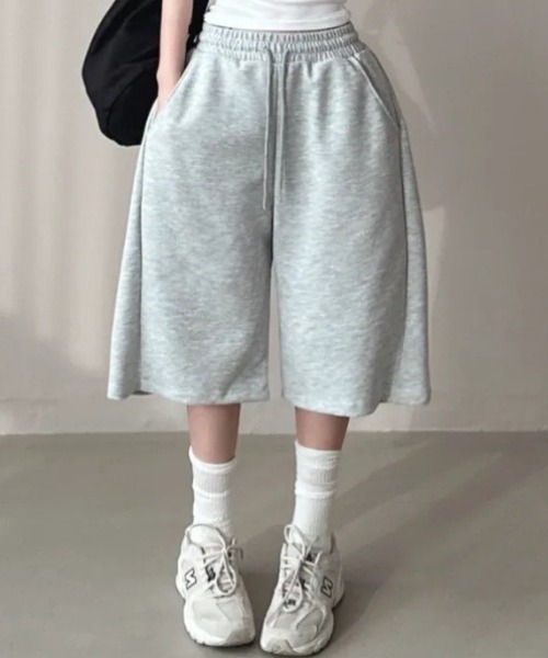yuue' ( wear )（ユーイ）の「バミューダスウェットパンツ（スウェットパンツ・レディース・グレー/ブラック・FREE）」の11枚目の写真