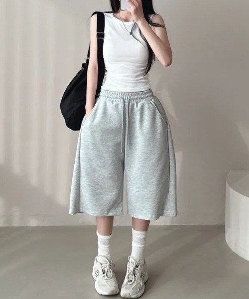 yuue' ( wear )（ユーイ）の「バミューダスウェットパンツ（スウェットパンツ・レディース・グレー/ブラック・FREE）」の3枚目の写真