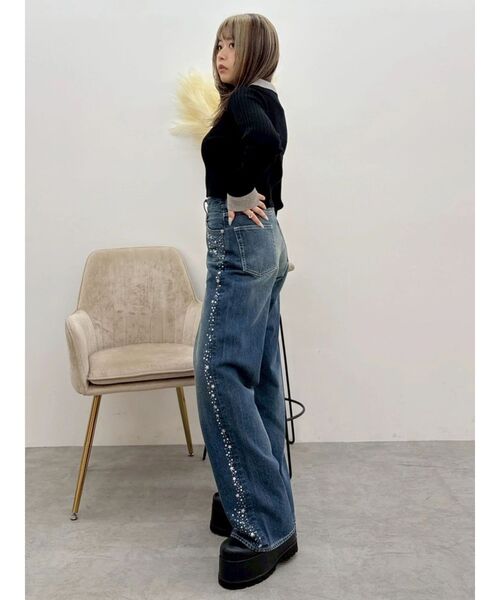 EVRIS(エヴリス)の「スターラインストーンワイドデニムパンツ(デニムパンツ・レディース・インディゴブルー/ブラック・SMALL/MEDIUM)」の20枚目の写真