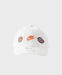 UNSTOA（アンストア）の「NIKE / Statement Patch Club Cap / 8A3159-K90,8A3159-001（キャップ）」