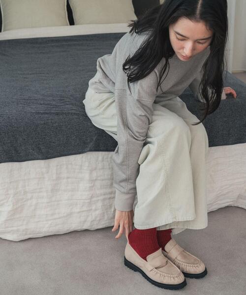 URBAN RESEARCH DOORS(アーバンリサーチドアーズ)の「ウォッシュドコーデュロイパンツ(その他パンツ・レディース・アイボリー/チャコールグレー・MEDIUM/SMALL)」の7枚目の写真