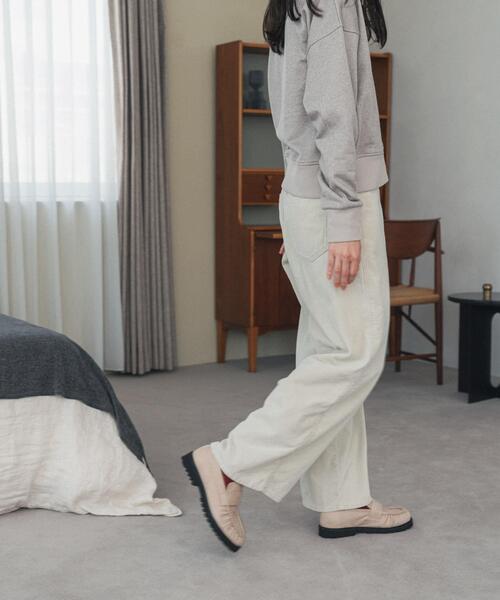 URBAN RESEARCH DOORS(アーバンリサーチドアーズ)の「ウォッシュドコーデュロイパンツ(その他パンツ・レディース・アイボリー/チャコールグレー・MEDIUM/SMALL)」の9枚目の写真