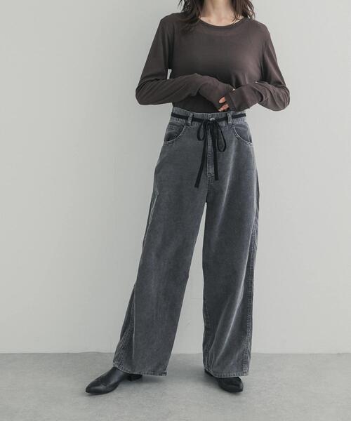 URBAN RESEARCH DOORS(アーバンリサーチドアーズ)の「ウォッシュドコーデュロイパンツ(その他パンツ・レディース・アイボリー/チャコールグレー・MEDIUM/SMALL)」の17枚目の写真