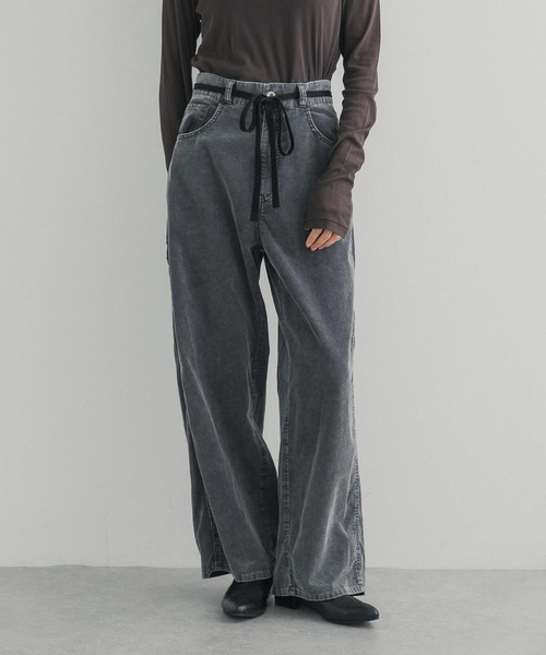 URBAN RESEARCH DOORS(アーバンリサーチドアーズ)の「ウォッシュドコーデュロイパンツ(その他パンツ・レディース・アイボリー/チャコールグレー・MEDIUM/SMALL)」の17枚目の写真