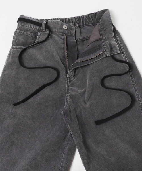 URBAN RESEARCH DOORS(アーバンリサーチドアーズ)の「ウォッシュドコーデュロイパンツ(その他パンツ・レディース・アイボリー/チャコールグレー・MEDIUM/SMALL)」の4枚目の写真