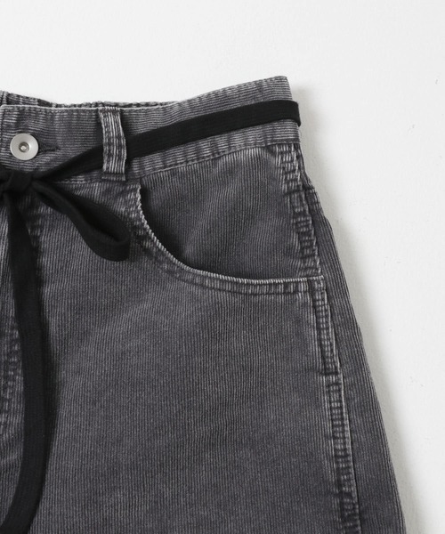 URBAN RESEARCH DOORS(アーバンリサーチドアーズ)の「ウォッシュドコーデュロイパンツ(その他パンツ・レディース・アイボリー/チャコールグレー・MEDIUM/SMALL)」の5枚目の写真