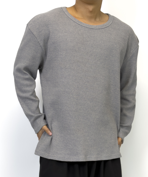 PACIENCIA(パシエンシア)の「ワッフルUネック オーバーサイズ ロングスリーブ グレー(Tシャツ/カットソー・メンズ・その他・LARGE/X-LARGE/XX-LARGE)」の1枚目の写真