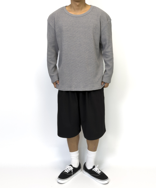 PACIENCIA(パシエンシア)の「ワッフルUネック オーバーサイズ ロングスリーブ グレー(Tシャツ/カットソー・メンズ・その他・LARGE/X-LARGE/XX-LARGE)」の6枚目の写真