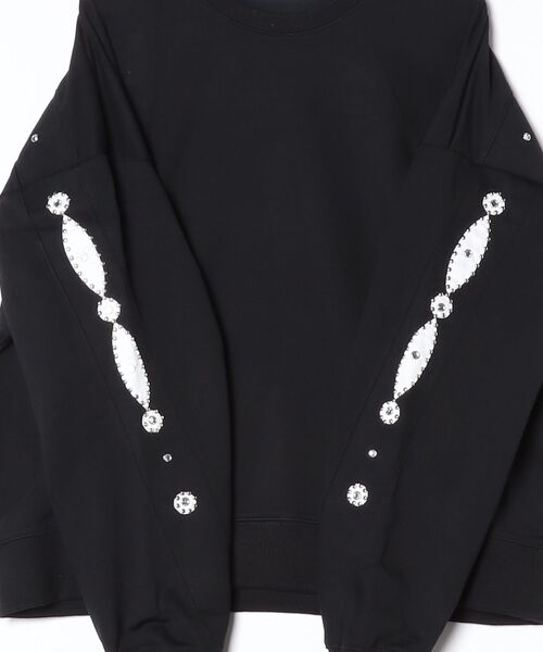 DISCOVERED(ディスカバード)の「DISCOVERED(ディスカバード)STUD'S PULLOVER|BLACK(スウェット・メンズ・ブラック・3/1)」の3枚目の写真